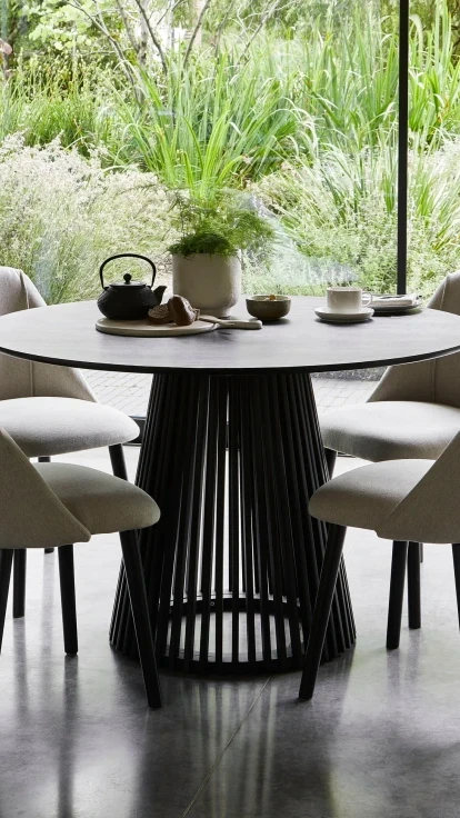 Suite 13 dining table